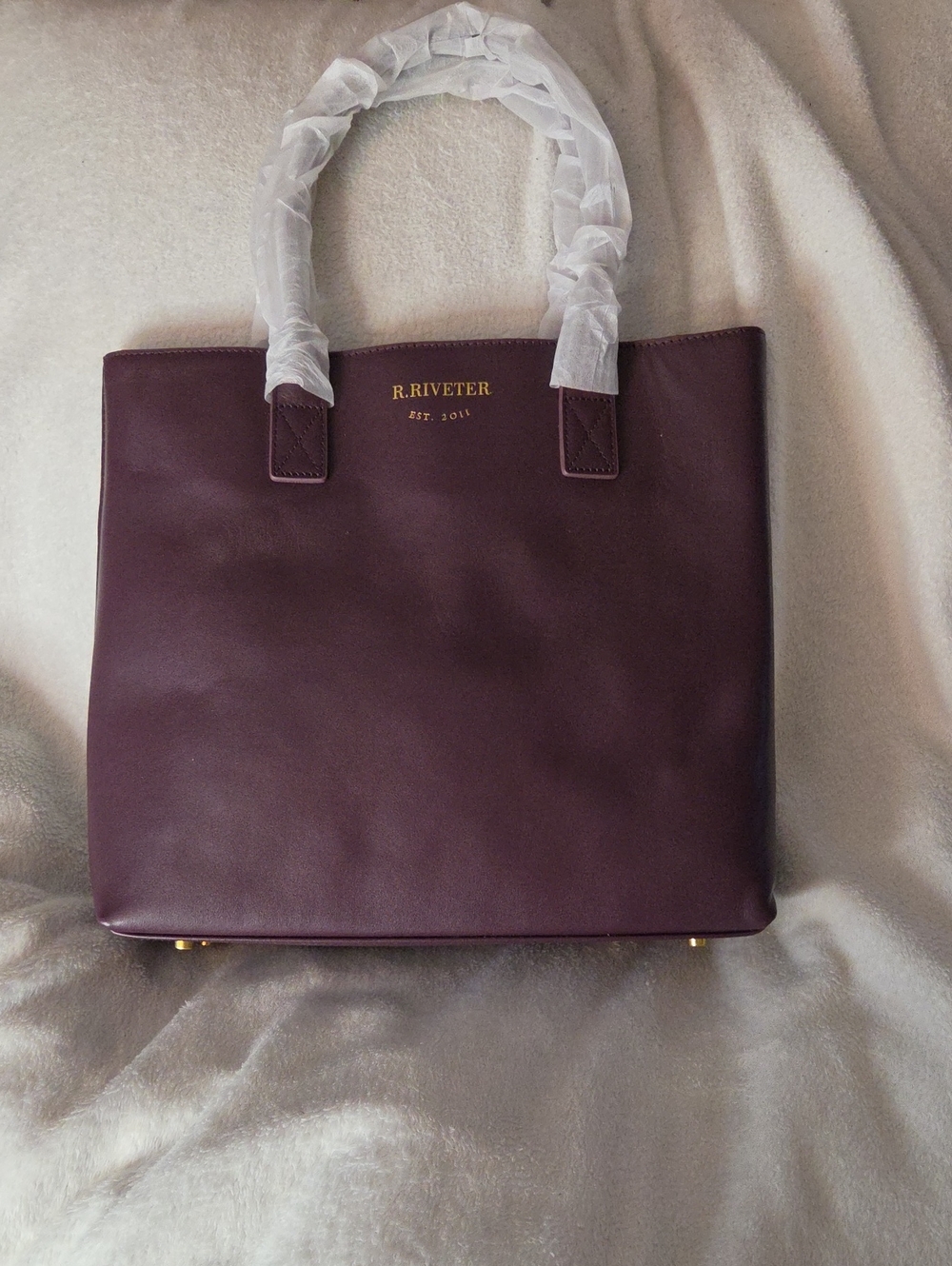 NWOT R. Riveter Leather Tote In Plum - Picture 2 of 7